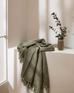 Plain And Textured Throws: Baya Millhouse Throw - Winter Moss | 100% Linen