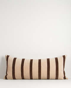 Baya Huxley Cushion - Natural/Chocolate