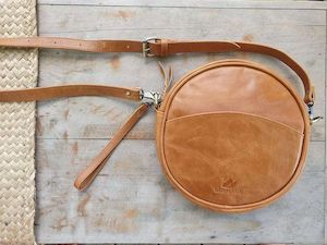 Wirihana: Canteen Crossbody - Vintage Tan