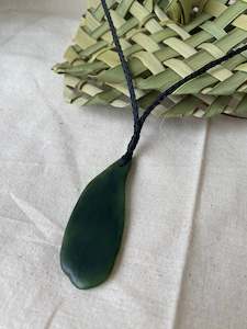 Campbell Carving: Tumbled Pendants – Pounamu – Large 1