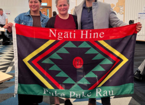 Kakahu Clothing: Ngati Hine flag