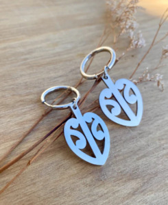 Taonga Jewelry: Mangopare Huggies