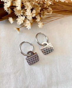 Mako Design: Kete Huggies