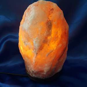 Himalayan Salt Lamp (assorted. approx. 15-20 kilos)