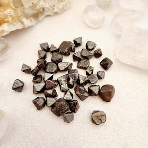 Crystals Fossils: Zircon Tiny Tumble (assorted. approx. 0.5-1x0.5-1.3