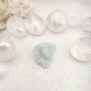 Smithsonite Specimen from Mexico (approx. 2.5x2cm)