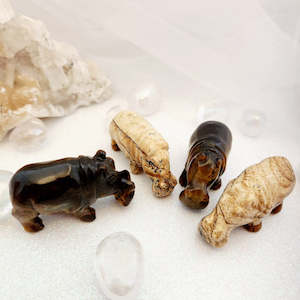 Crystal Hippo (assorted crystals. approx. 5.2-5.4x2.1-2.3cm)