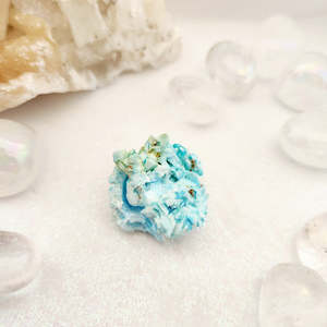 Hemimorphite Specimen (approx. 3.3x3.2cm)