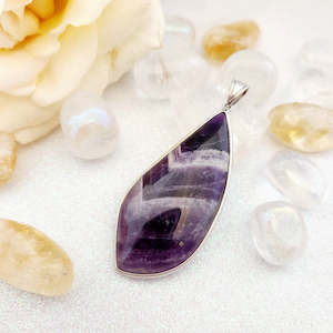 Chevron Amethyst Pendant (sterling silver. pre-loved by Riny)