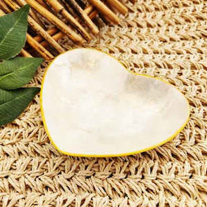 Everything Else: Shell Heart Dish (assorted. approx. 2x12.5x10.5cm)