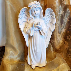 Inspirational Heartfelt Gifts: Angel Statue w. Dove (approx. 40cm)