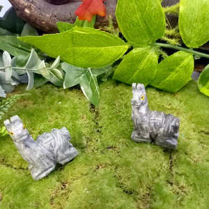 Woodland Grotto: Soapstone Llama (assorted. approx. 3.8x2.9cm)