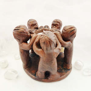 Terracotta Circle of Friends T-lite Candle Holder (assorted. approx. 11x14.5cm)