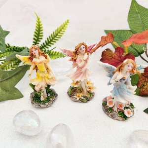 Mystical Magical: Meadow Fairy for your Fairy Garden (assorted designs. approx. 5.5x3cm)