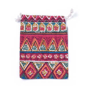 Everything Else: Red Burlap Drawstring Pouch (approx. 17.5x13cm)