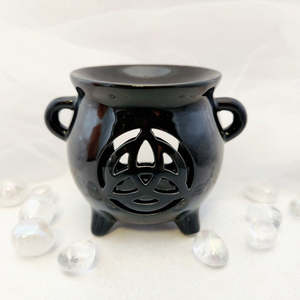 Mystical Magical: Triquetra Cauldron Oil Burner | Ceramic | Black