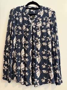 Sale: Gerald - steel