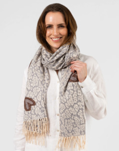 Sale: Grey hearts scarf