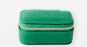 Homewares: Jewel box small rectangle emerald
