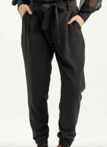 Billie pants black