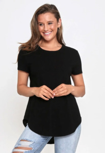 50 Off: River tee black