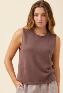 Outerwear: Haser tank - taupe