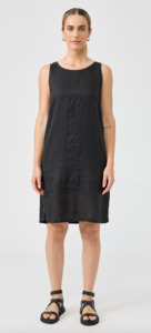 Tops: Studio midi dress black