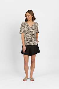 Knewe: Knewe Label Hour Top - Print