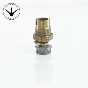 Accessories 1: Pipe Lampholder and Adapter