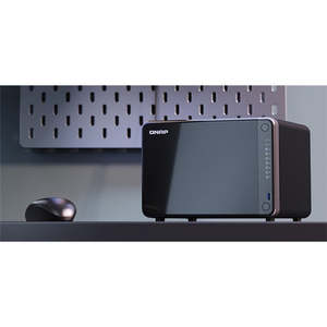 QNAP TS-AI642-8G 6-Bay NAS