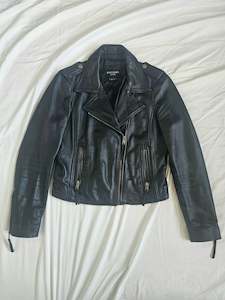 Decjuba leather jacket: Size 10