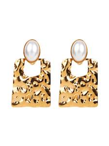 eb&ive Ivy Earring - Square Pearl