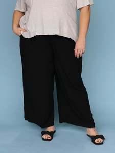 Bottom: Uptown Girl Pant - Black