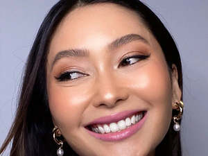 Lifestyle: Suzy Lipstick Miss Sophia LILAC (Satin)