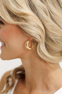 Other Things Bella Earrings Gold