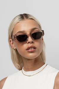 60 Sale Fy2026: Emily - Sand RX