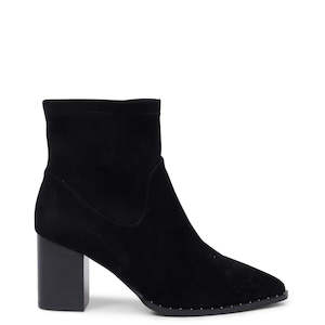 Kathryn Wilson Aw25: Kathryn Wilson Gabby Boot Black Suede