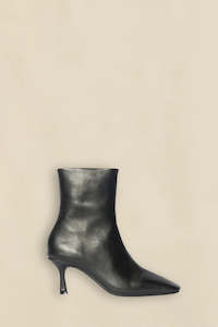 Zoe Kratzmann Voyage Boot Black