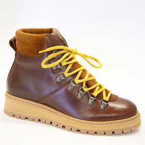 Ivy Lee: Ivylee Mountain Atlas Cognac Boot