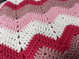 Baby: Bedroom Baby Blanket - large Pink