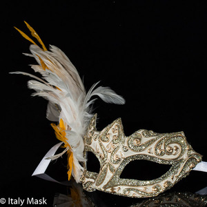 Products: Masquerade Mask - Vin Gold White (Feather)