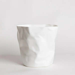 Furniture: U Bin - White