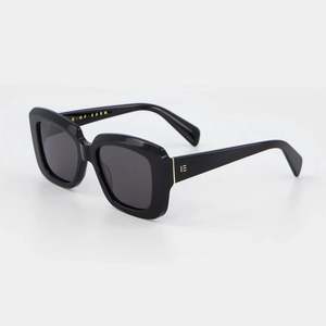 Sunglasses: Pia - Black