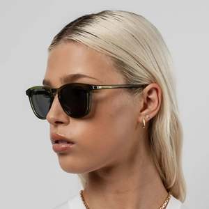 Isle Of Eden: Louis-Philippe - Bottle Green