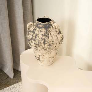 Dex Vase