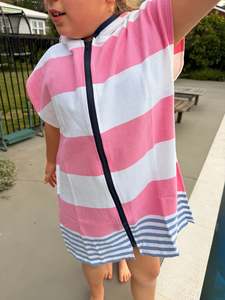 Beach Towels: Kids Hooded Towel - Pink Blue