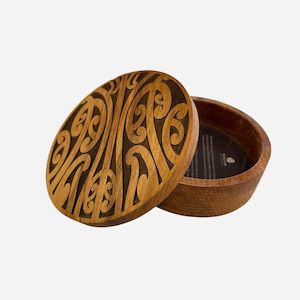 Beauty Accessories: Rimu Keepsake Box | Papa Huia-Mangopare