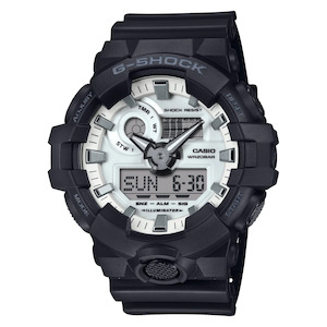 G Shock: G-Shock Black & White - GA700WD-1A