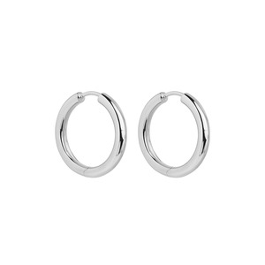 Najo: Subtle Huggie Earrings