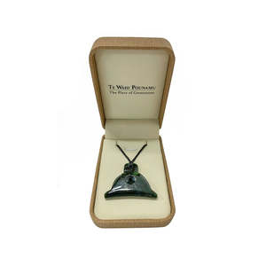 Necklaces: Pounamu - Shepherds Whistle Necklace